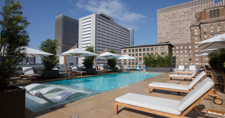 Hotels With Rooftop Pool in Dallas
